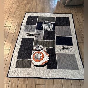 Pottery Barn Kids Star Wars Quilt with Navy and Gray